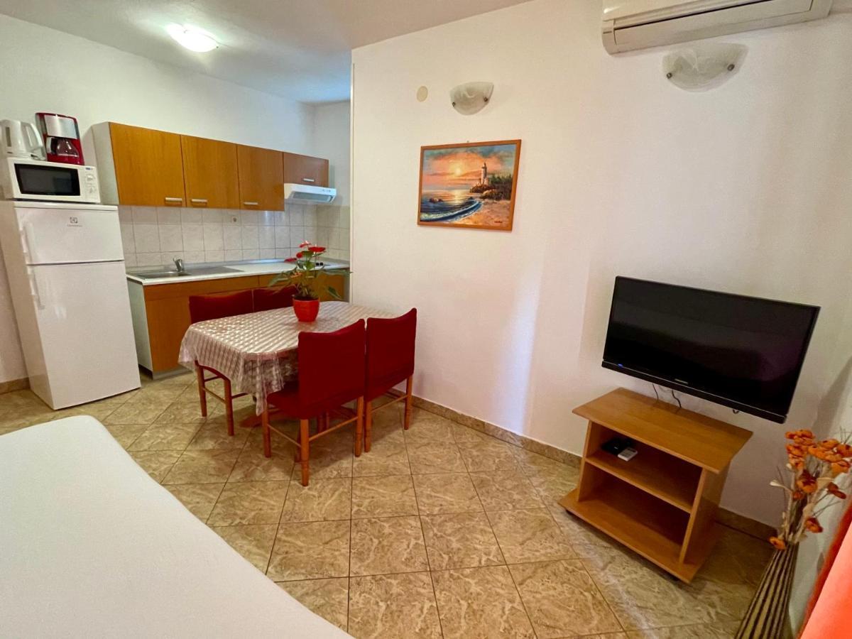 Apartments Sime Šibenik Exterior foto